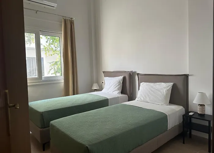 Kira\'S House Rhodes Town